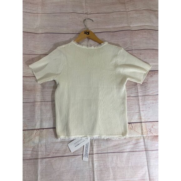 NWT Mis Inns OOT Beige Short sleeve Raw Hem Full Front Zip Blouse - Small - Picture 10 of 10